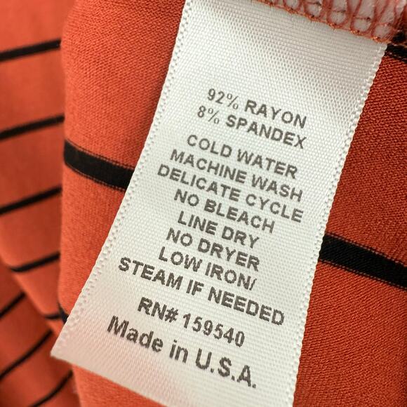 LISA BAYNE Sz Small Orange Black Super Stretchy Wearable Art Blouse Shirt Top - Picture 3 of 5